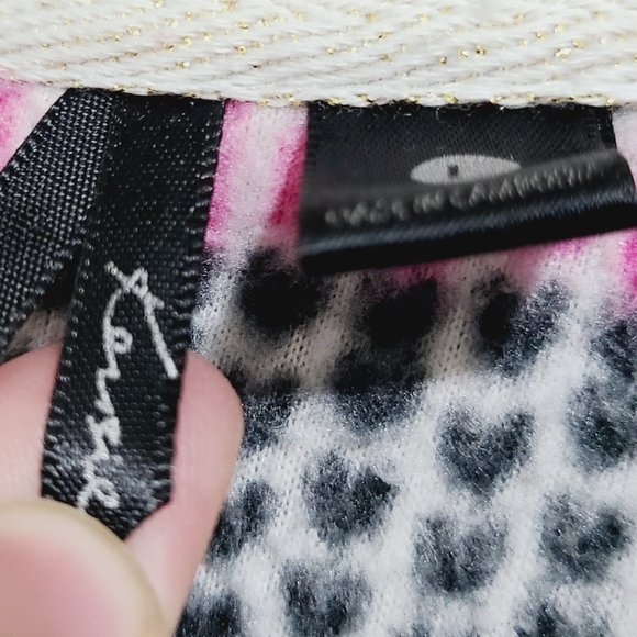 Kensie Onesie Hooded Fleece Pattern PJ's Large - Picture 11 of 16